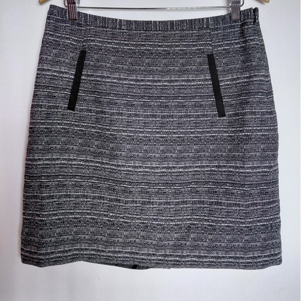 LOFT PETITES Black White Patterned Skirt Lightweight Women Size 10P